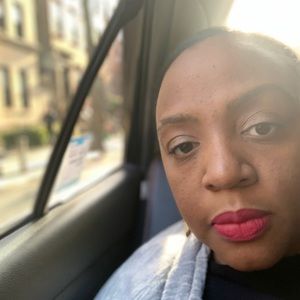 Meet your Posher, Vanessa